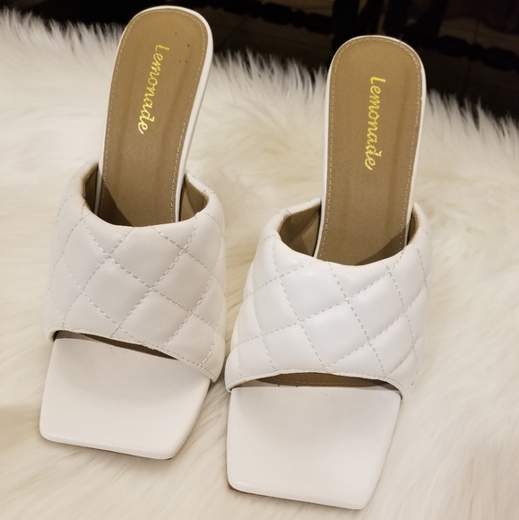 Shoes - Picture 2 of 4